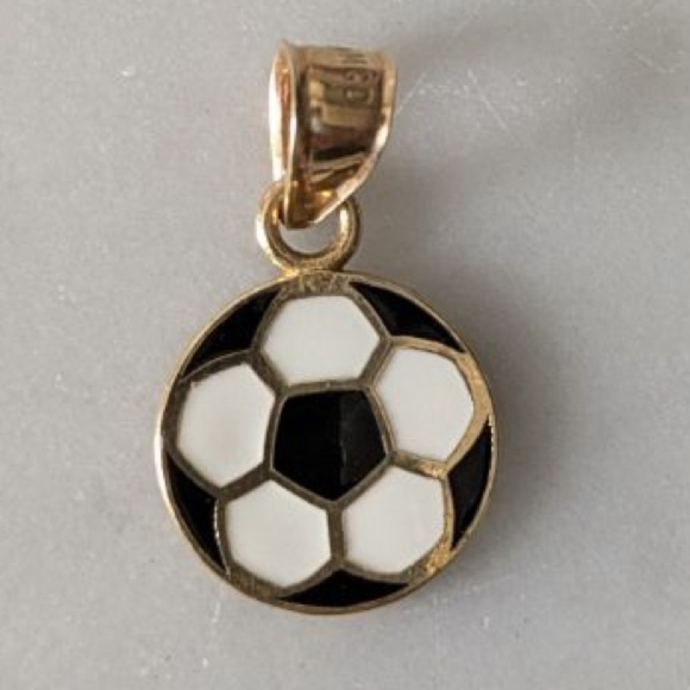 Kay Jewelers 14K Yellow Gold and Enamel Soccer Ball Charm
